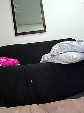 Snapshot of estrella_tasty chatting on 01.17.26 estrella tasty online show from 01.17.26