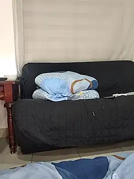 Snapshot of estrella_tasty chatting on 02.27.26 estrella tasty online show from 02.27.26