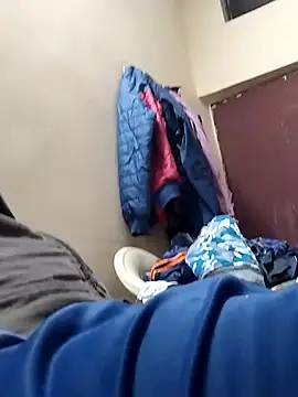 Snapshot of indianSmartboy chatting on 12.22.24 indianSmartboy online show from 12.22.24