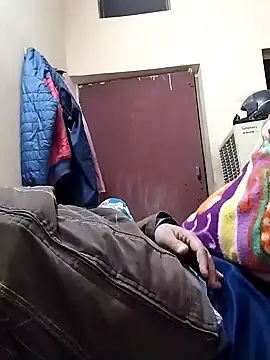 Snapshot of indianSmartboy chatting on 12.23.24 indianSmartboy online show from 12.23.24