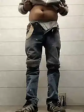 Snapshot of indianSmartboy chatting on 12.23.24 indianSmartboy online show from 12.23.24