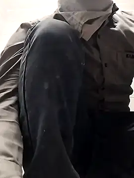 Snapshot of indianSmartboy chatting on 12.28.24 indianSmartboy online show from 12.28.24