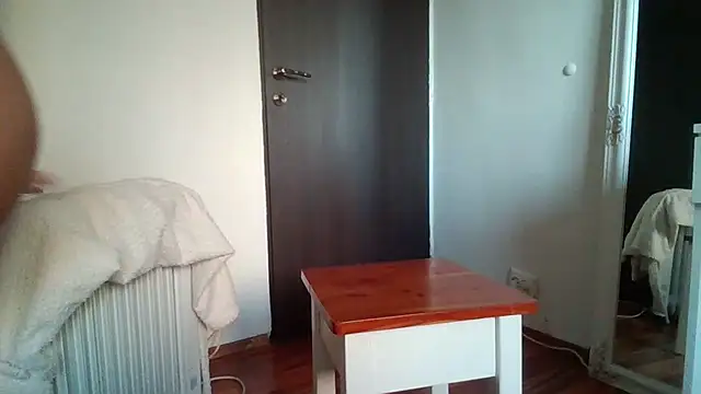 Snapshot of suuzykiss chatting on 03.06.25 suuzykiss online show from 03.06.25