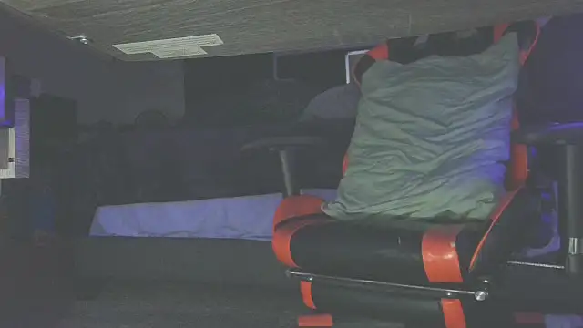 Dick and muscles online show from 03.13.25