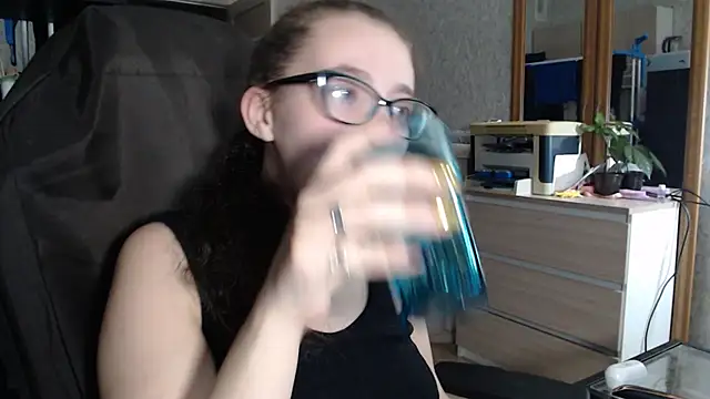 AnKey Rayah online show from 12.14.24