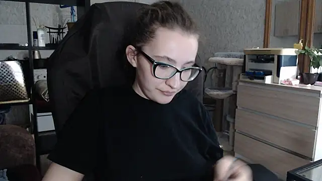 AnKey Rayah online show from 12.15.24