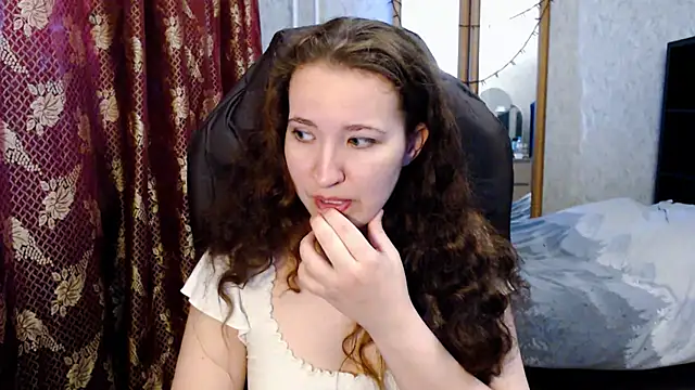Snapshot of AnKey_Rayah chatting on 05.14.26 AnKey Rayah online show from 05.14.26