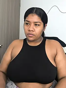 paola091 online show from 10.21.25