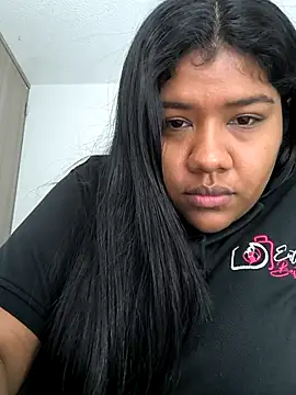 paola091 online show from 10.25.25