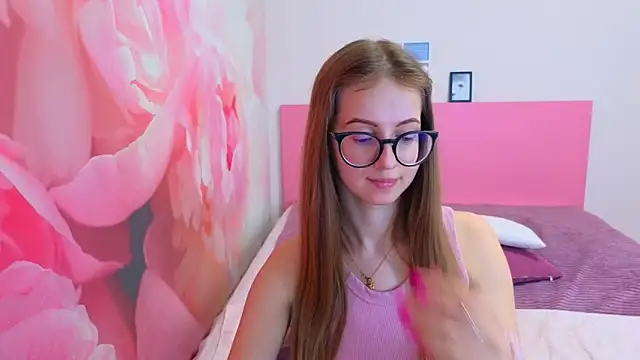 Snapshot of AliceAdams chatting on 03.13.26 AliceAdams online show from 03.13.26