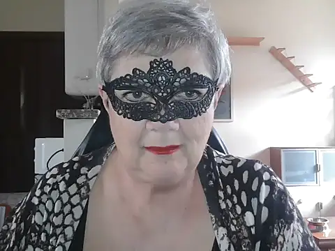Snapshot of simona60 chatting on 05.08.26 simona60 online show from 05.08.26