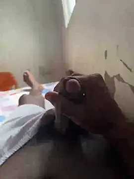 Snapshot of elnegro_696 chatting on 11.10.25 elnegro 696 online show from 11.10.25