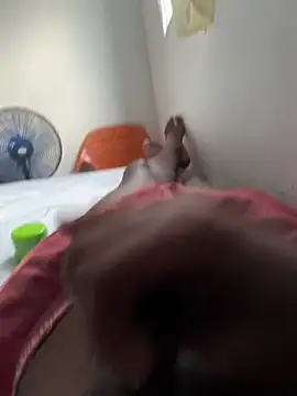 Snapshot of elnegro_696 chatting on 12.02.25 elnegro 696 online show from 12.02.25