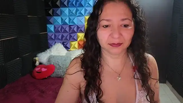 katifoxx online show from 12.16.25