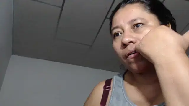 adrixxx38 online show from 02.08.26