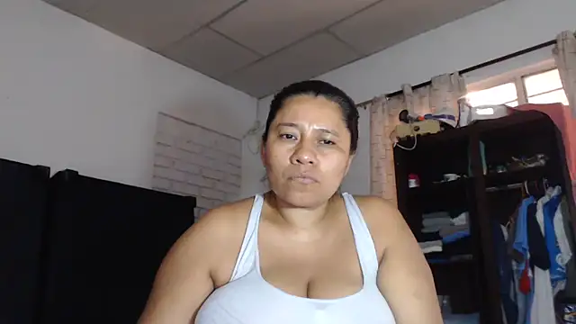 adrixxx38 online show from 02.17.26