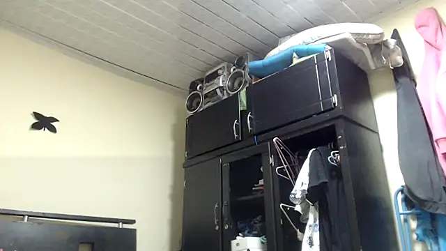 adrixxx38 online show from 05.08.26