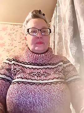 Snapshot of Cerd_Ayaz chatting on 03.11.26 Cerd Ayaz online show from 03.11.26