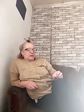 Snapshot of Cerd_Ayaz chatting on 03.25.26 Cerd Ayaz online show from 03.25.26