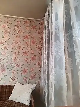 Snapshot of Cerd_Ayaz chatting on 04.13.26 Cerd Ayaz online show from 04.13.26