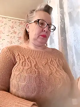 Snapshot of Cerd_Ayaz chatting on 04.15.26 Cerd Ayaz online show from 04.15.26