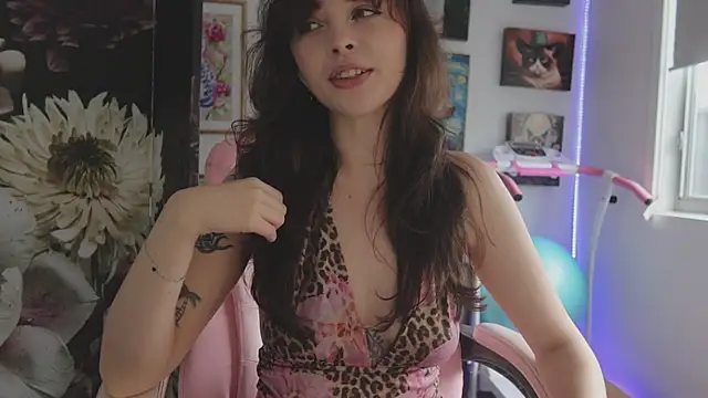 Snapshot of makiyahbelle chatting on 03.27.26 makiyahbelle online show from 03.27.26