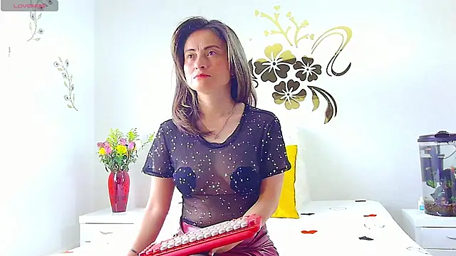 Snapshot of MarcelaFlores chatting on 07.02.26 MarcelaFlores online show from 07.02.26