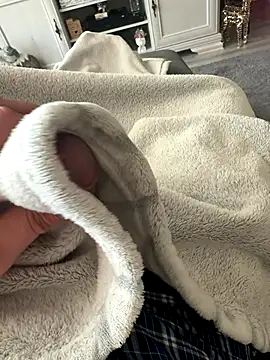 Snapshot of frechsein chatting on 12.01.25 frechsein online show from 12.01.25