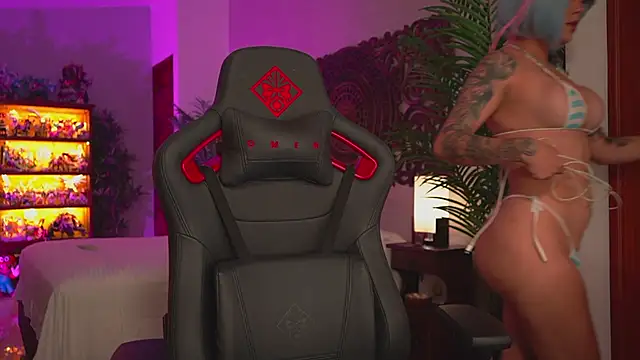 ambarEvans online show from 03.06.25