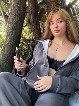 Night dreams online show from 09.13.25