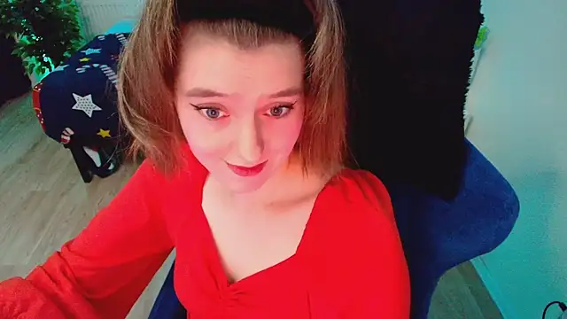 Snapshot of CranberryHot chatting on 03.02.26 CranberryHot online show from 03.02.26