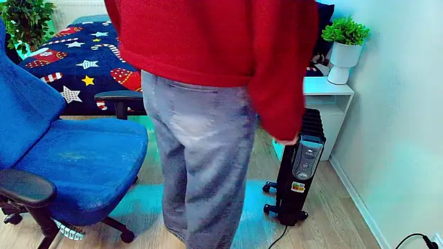 Snapshot of CranberryHot chatting on 03.13.26 CranberryHot online show from 03.13.26