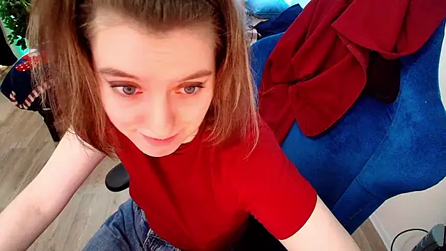 Snapshot of CranberryHot chatting on 03.15.26 CranberryHot online show from 03.15.26