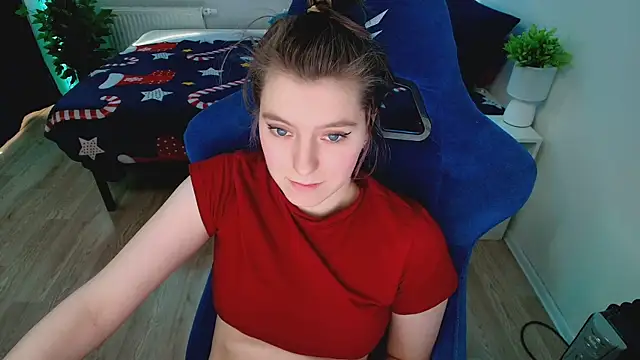 Snapshot of CranberryHot chatting on 03.27.26 CranberryHot online show from 03.27.26