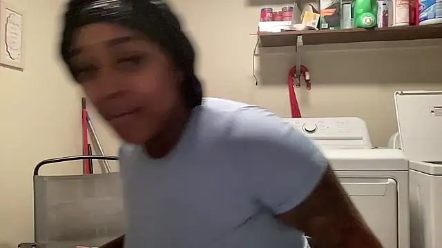 Creamesensation online show from 10.25.25