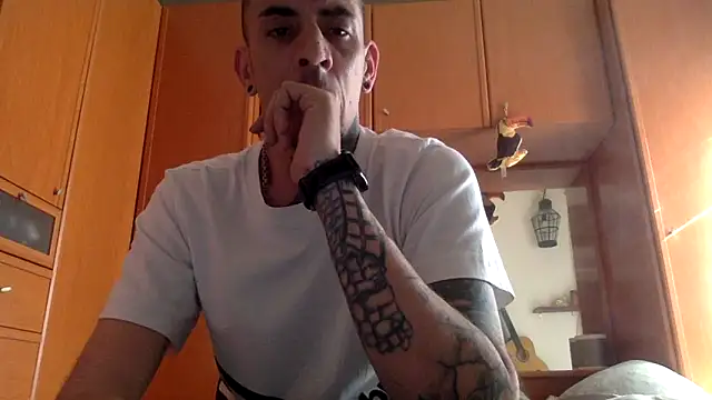 Snapshot of pareja2933 chatting on 04.10.26 pareja2933 online show from 04.10.26