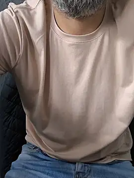 Leo Big online show from 07.23.26