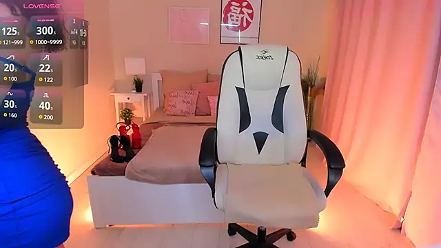 HelenaRegal online show from 11.28.25