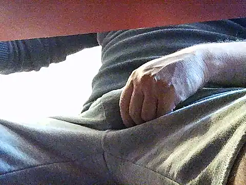 Snapshot of opreatiby chatting on 03.07.25 opreatiby online show from 03.07.25