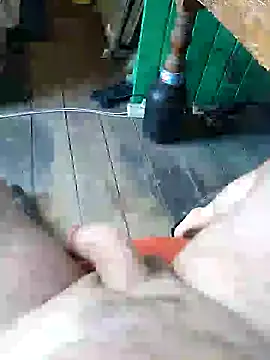 Snapshot of Alvaro2017 chatting on 02.05.25 Alvaro2017 online show from 02.05.25