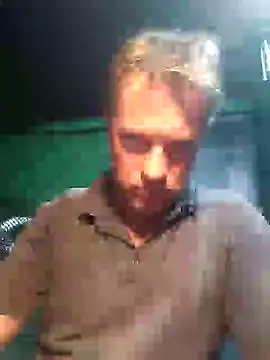 Snapshot of Alvaro2017 chatting on 02.06.25 Alvaro2017 online show from 02.06.25