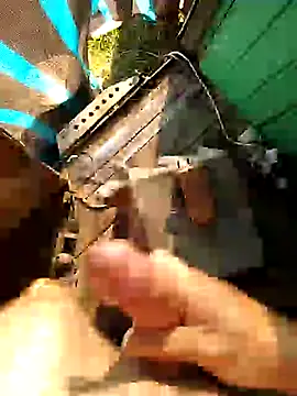 Snapshot of Alvaro2017 chatting on 02.23.25 Alvaro2017 online show from 02.23.25