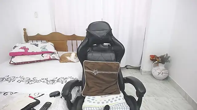 yeslluisa online show from 02.19.26