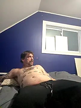 Snapshot of canadacockinme chatting on 11.18.25 canadacockinme online show from 11.18.25