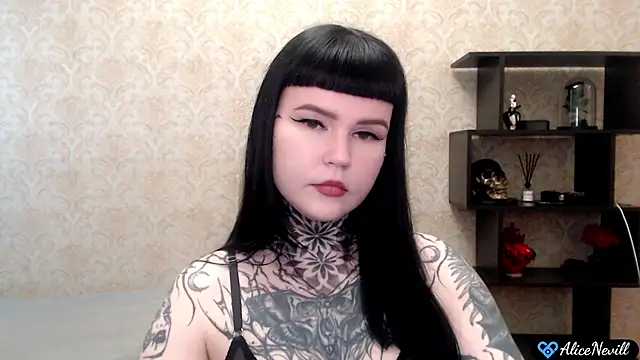 Snapshot of alicenevill chatting on 07.01.26 alicenevill online show from 07.01.26