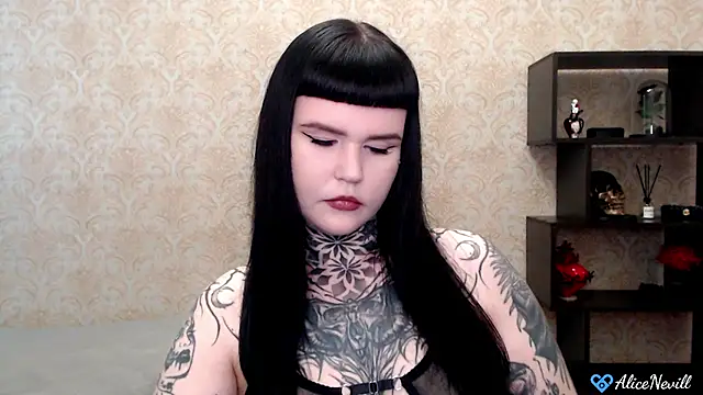 Snapshot of alicenevill chatting on 07.24.26 alicenevill online show from 07.24.26