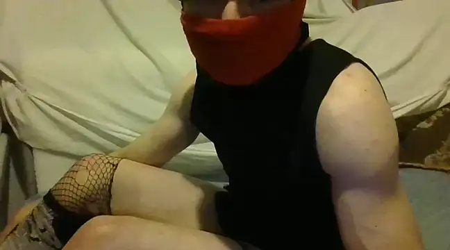 Snapshot of CeDelicja chatting on 12.04.24 CeDelicja online show from 12.04.24