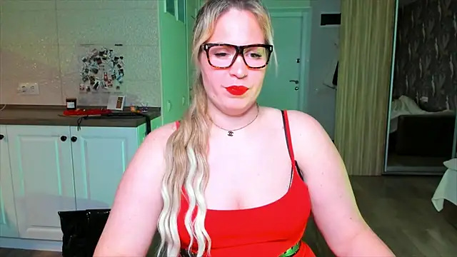 HotTiffani online show from 02.27.26