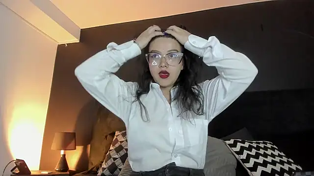  Jade 16 online show from 03.05.25