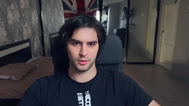 Snapshot of keanu_reevez chatting on 10.08.25 keanu reevez online show from 10.08.25